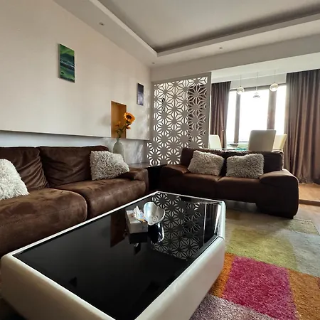 Executive Flat By Chr Luxury Apartment