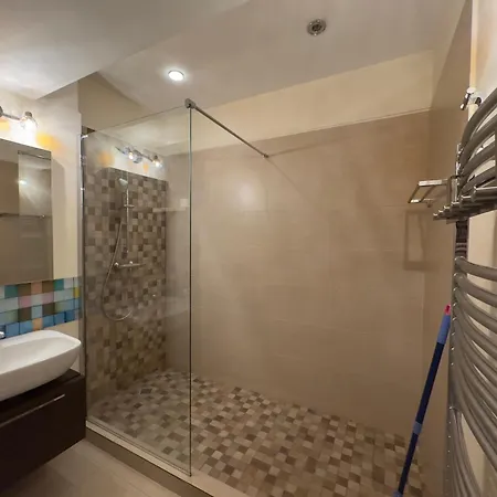 Executive Flat By Chr Luxury Apartment *