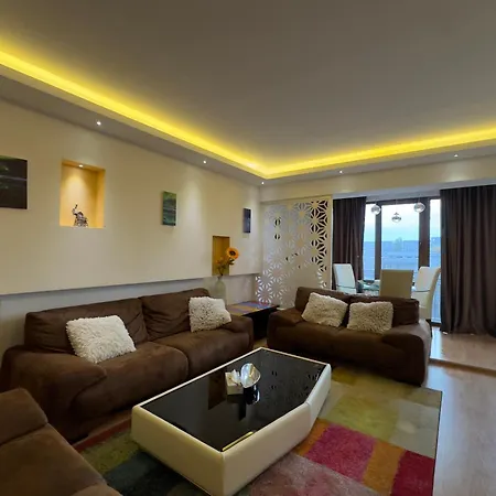 Executive Flat By Chr Luxury