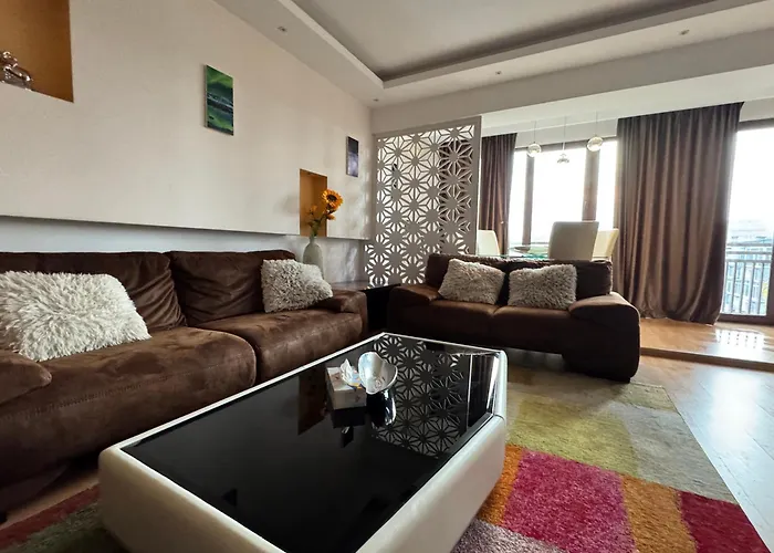 Executive Flat By Chr Luxury Apartament